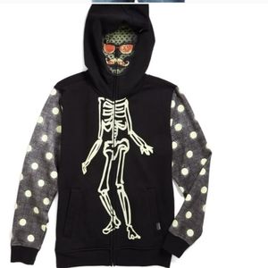 Volcom Boy’s Jackoskull Mask Hoodie Glows in Dark
